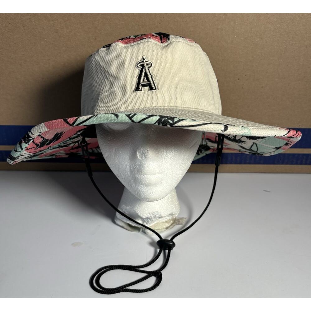 Men's New Era Natural Los Angeles Angels Retro Beachin' Bucket Hat